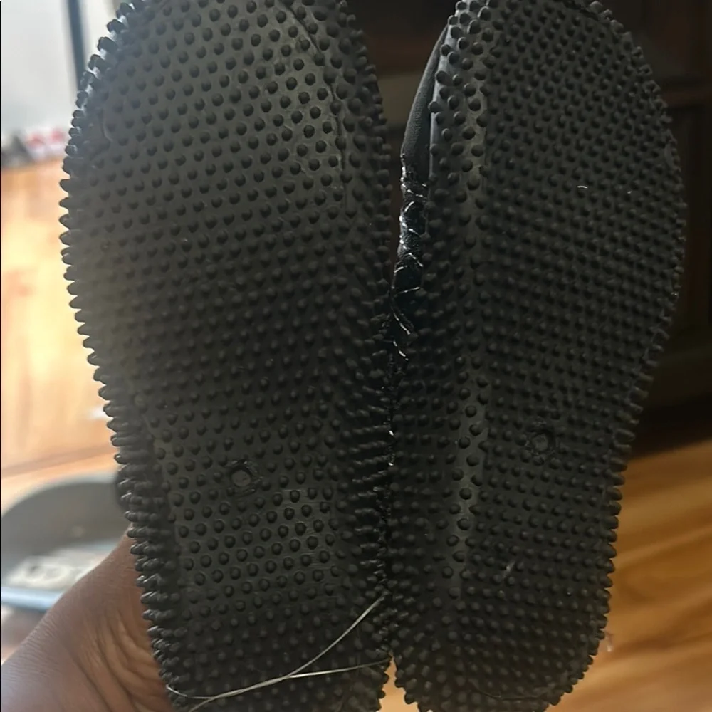 Black and White Water Shoes with Breathable Mesh